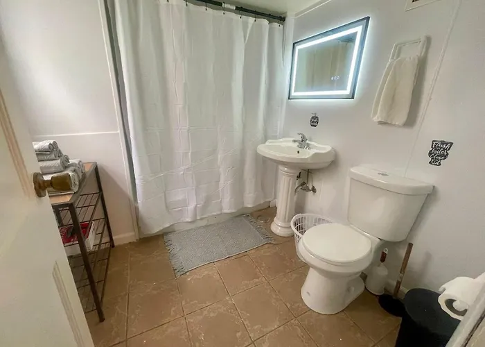 Lower Level Luxury * Chicago